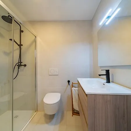 Atico Con Gran Terraza Privada Cerca De La Playa *