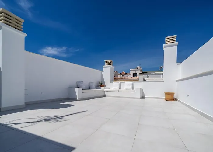 Atico Con Gran Terraza Privada Cerca De La Playa * Нерха