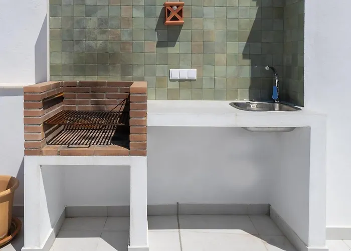 Atico Con Gran Terraza Privada Cerca De La Playa Апартаменты Нерха